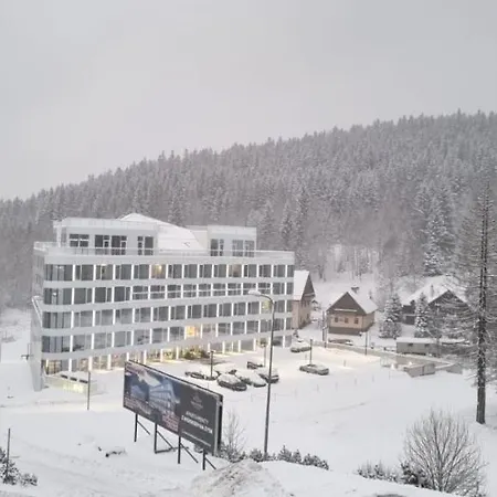 Zlota Perla Czarna Gora Apartmán Sienna (Klodzko)