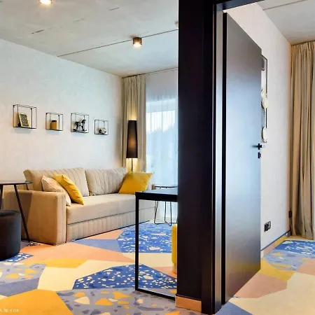 Zlota Perla Czarna Gora *