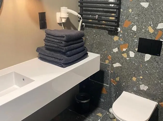 Zlota Perla Czarna Gora