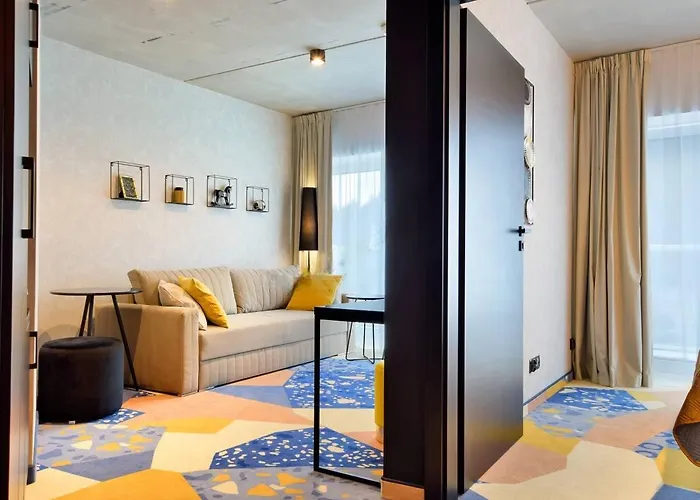 Zlota Perla Czarna Gora *